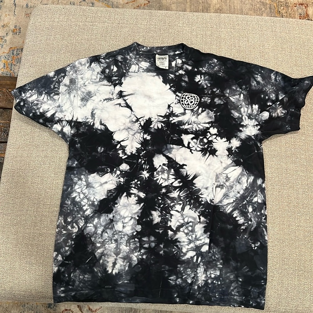 Large thick cotton tie dye shirt with slothboogie emblem